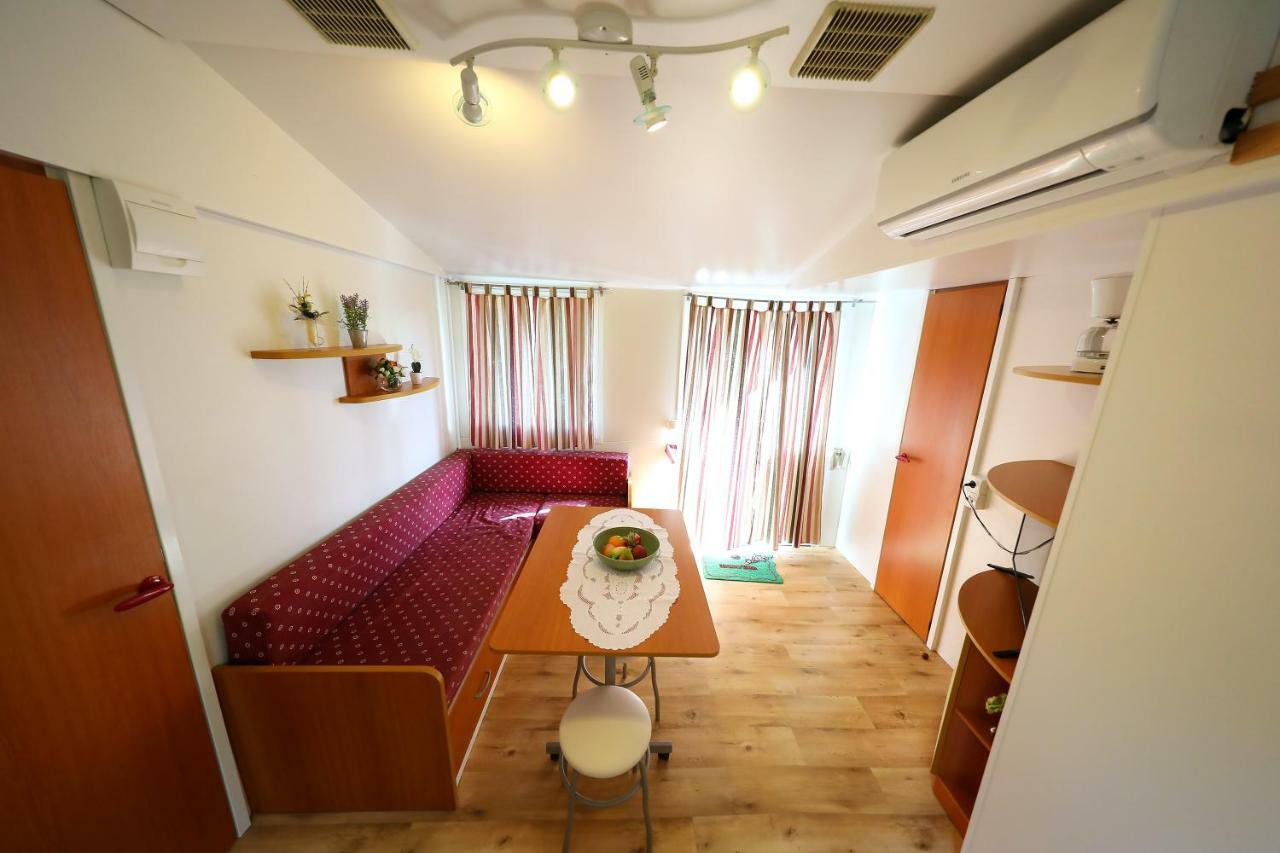 Mobile Home Grbe Nin Exteriér fotografie