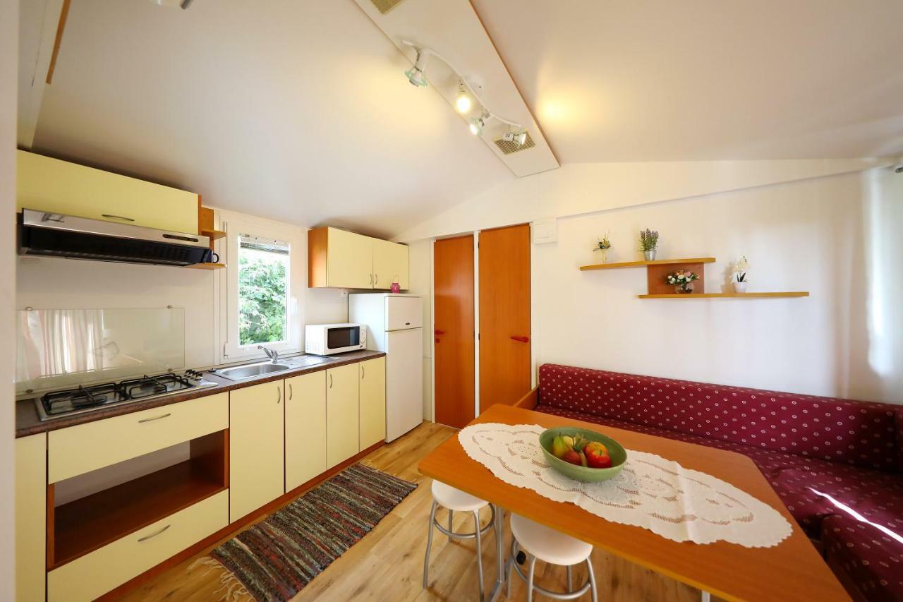 Mobile Home Grbe Nin Exteriér fotografie
