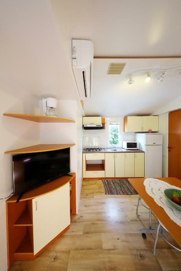 Mobile Home Grbe Nin Exteriér fotografie