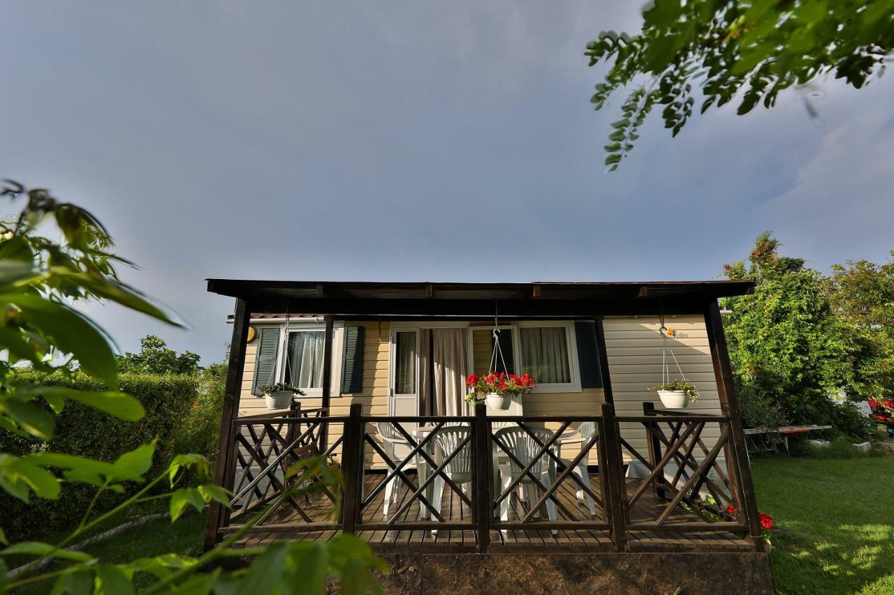 Mobile Home Grbe Nin Exteriér fotografie